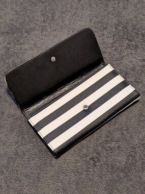 Black & White Wallet